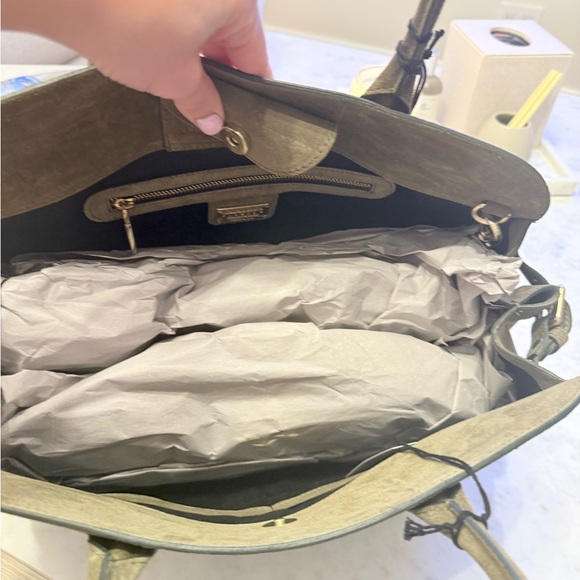 VIRAL CLAUDIA FIRENZE OLIVE GREEN SUEDE LEATHER TOTE SATCHEL BAG NWT - Picture 4 of 15